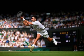 爱游戏登录入口-勇士强势横扫德约科维奇晋级半决赛，状态火热！的简单介绍